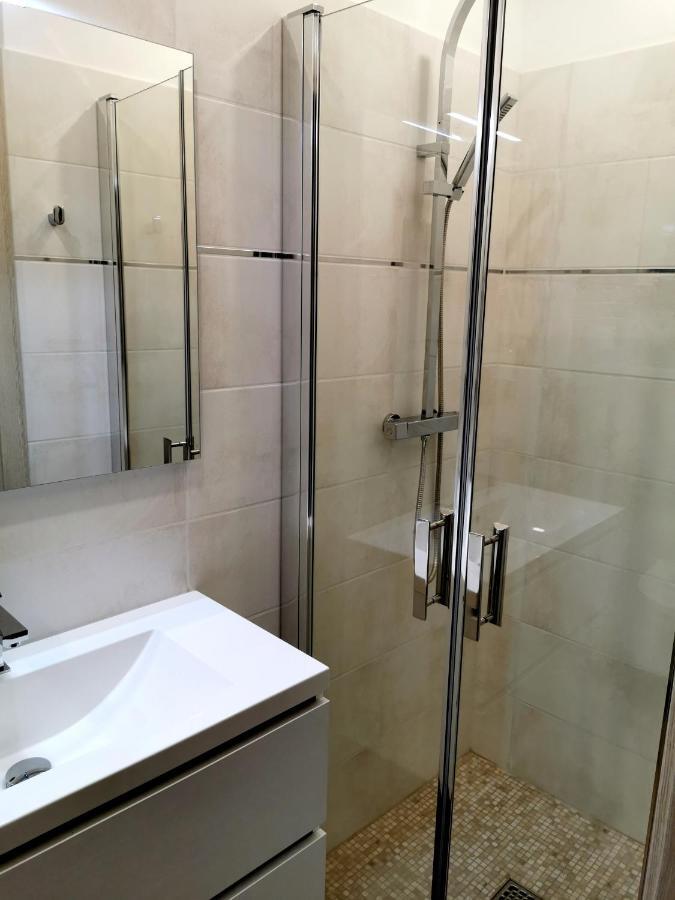 Magnifique Duplex Vue Mer Menton Exteriör bild