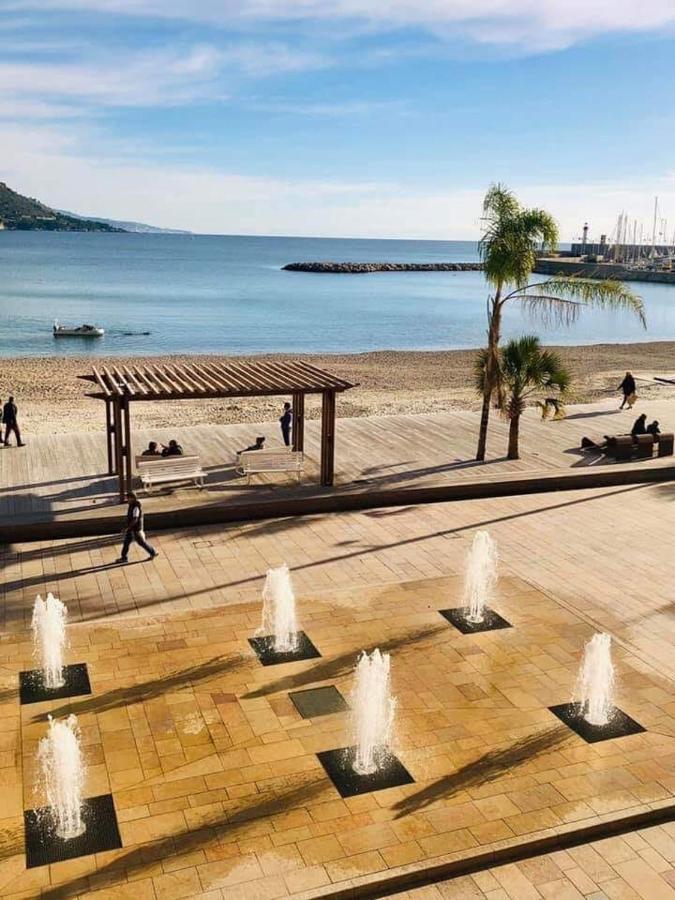 Magnifique Duplex Vue Mer Menton Exteriör bild